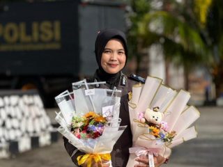 Polres Anambas Gelar Upacara Kenaikan Pangkat, Brigadir Sinta Rianti Terima Apresiasi