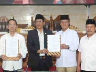 Ranperda Adminduk Disahkan dalam Paripurna, DPRD Batam Tegaskan Komitmen Pelayanan Publik