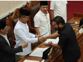 Paripurna DPRD Batam: Pansus Ranperda PSU Diberi Tambahan Waktu 60 Hari