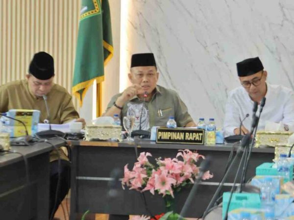 Pansus LKPj Gelar Rapat Marathon, Intensifkan Pembahasan dengan OPD