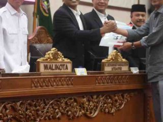 Paripurna DPRD Batam Setujui LKPJ 2025, Pansus Minta OPD Pemko Tindaklanjuti Rekomendasi Strategis