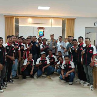 Sekretaris Komisi I DPRD Kota Batam Anwar Anas Hadiri Mediasi Rencana Aksi Supir Truk BAJ di Mapolresta Barelang