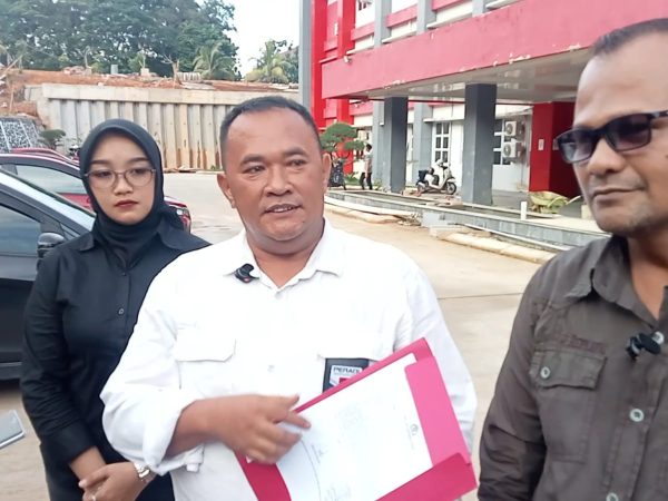 Klinik Kecantikan EAC Dilaporkan ke Polda Kepri, Diduga Palsukan Izin BPOM dan Ubah Masa Kedaluwarsa.