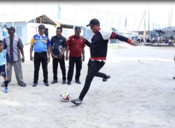 Sekda Anambas Dorong Pembinaan Atlet Muda Lewat Turnamen Mini Soccer U-12
