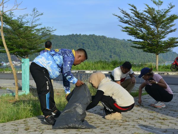 Pemda dan Insan Pers Bersatu dalam Aksi Gotong Royong Lintas Agama, Perkuat Toleransi dan Kerukunan Umat Beragama