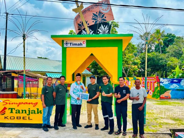 PT TIMAH Dukung Pembangunan Gerbang Tanjak, Perkuat Identitas Budaya Melayu di Desa Sawang Laut