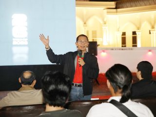 Semarak Nobar Piala Dunia FIFA 2026 di Batam, Amsakar Berbaur bersama Ribuan Warga