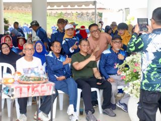 Kemeriahan Menyambut HUT ke-81 RI, Mantan Pegawai Pemko Batam Gelar Lomba Bernuansa Kemerdekaan