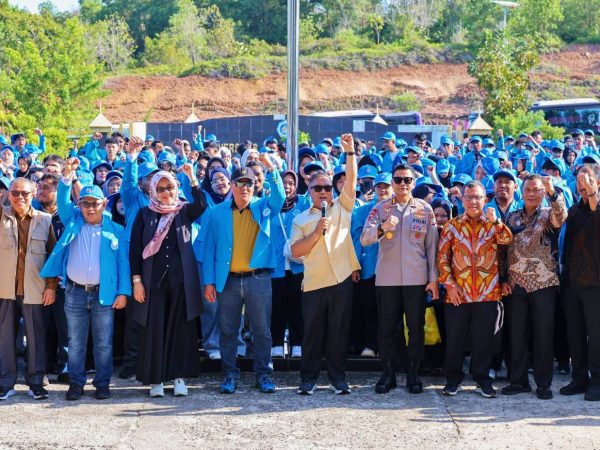 Wagub Kepri Nyangnyang H.P Lepas 1.336 Mahasiswa KKN Kolaboratif UMRAH-UNRI Gelombang II 2026