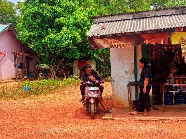 Puluhan Tahun Bermukim, Warga Kampung Nusantara Sei Enam Harapkan Penerangan Listrik yang Layak