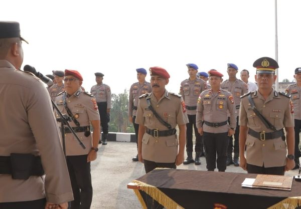 Kapolres Anambas Tekankan Semangat Baru dalam Sertijab Kasat Reskrim dan Pelantikan Kasikum
