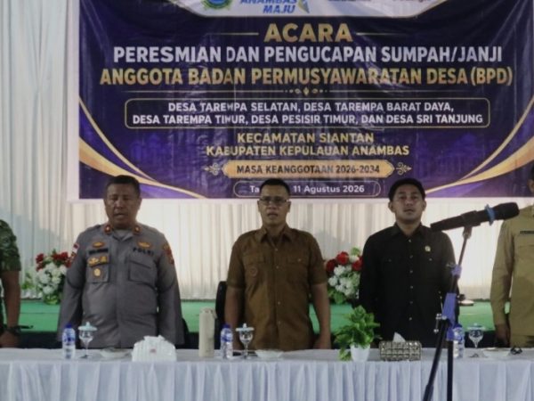 Ketua DPRD Anambas Hadiri Sumpah Anggota BPD, Harapkan Desa Semakin Maju