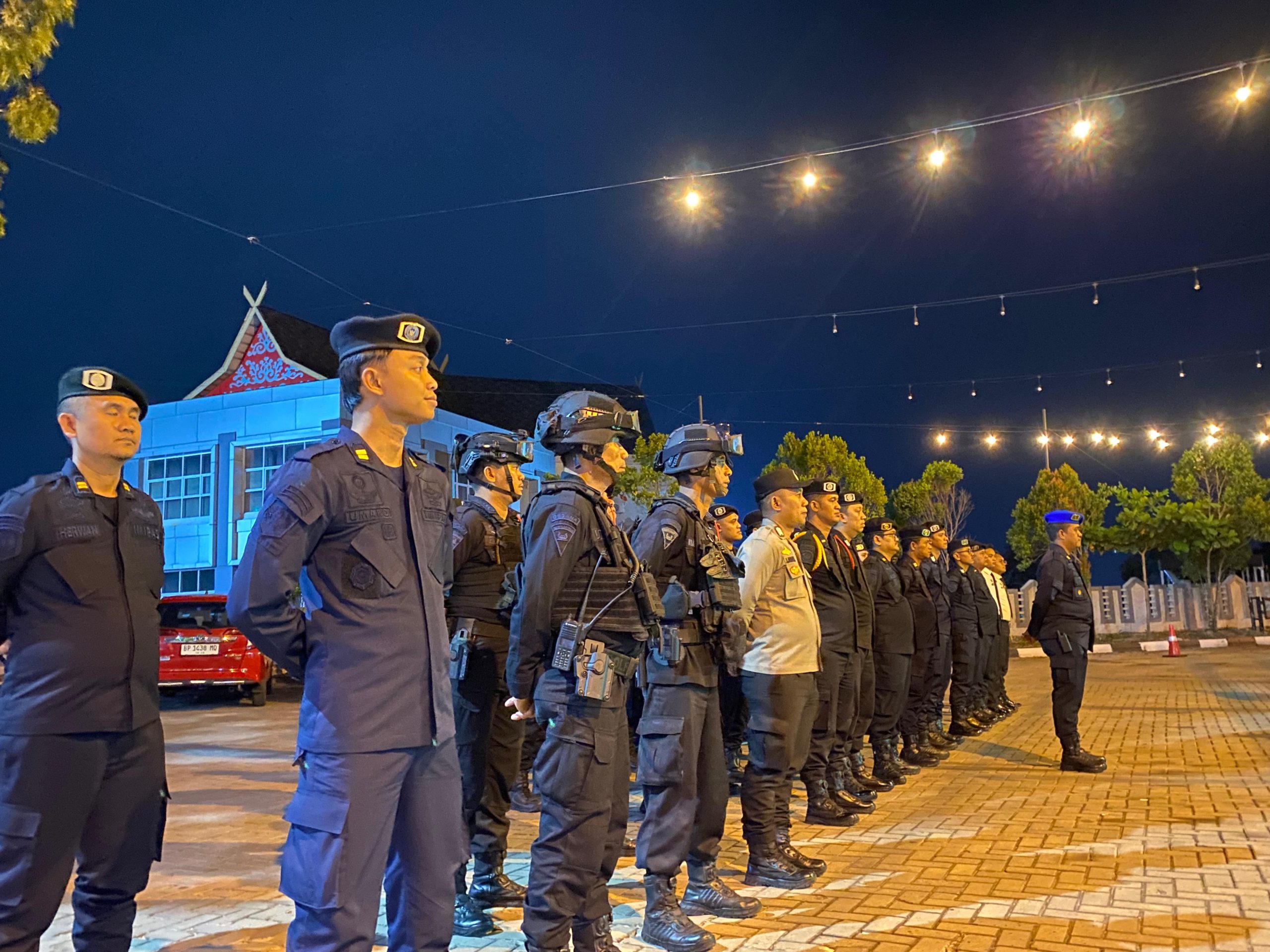 Demi keamanan dan ketertiban, Rutan Batam bersama APH sisir kamar hunian