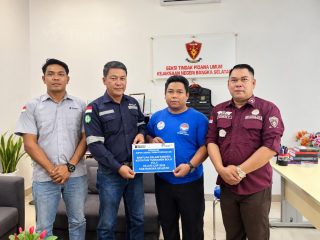 PT TIMAH Dukung Turnamen Voli Kajari Cup-Trans Rias, Dorong Olahraga Desa dan UMKM Bangka Selatan