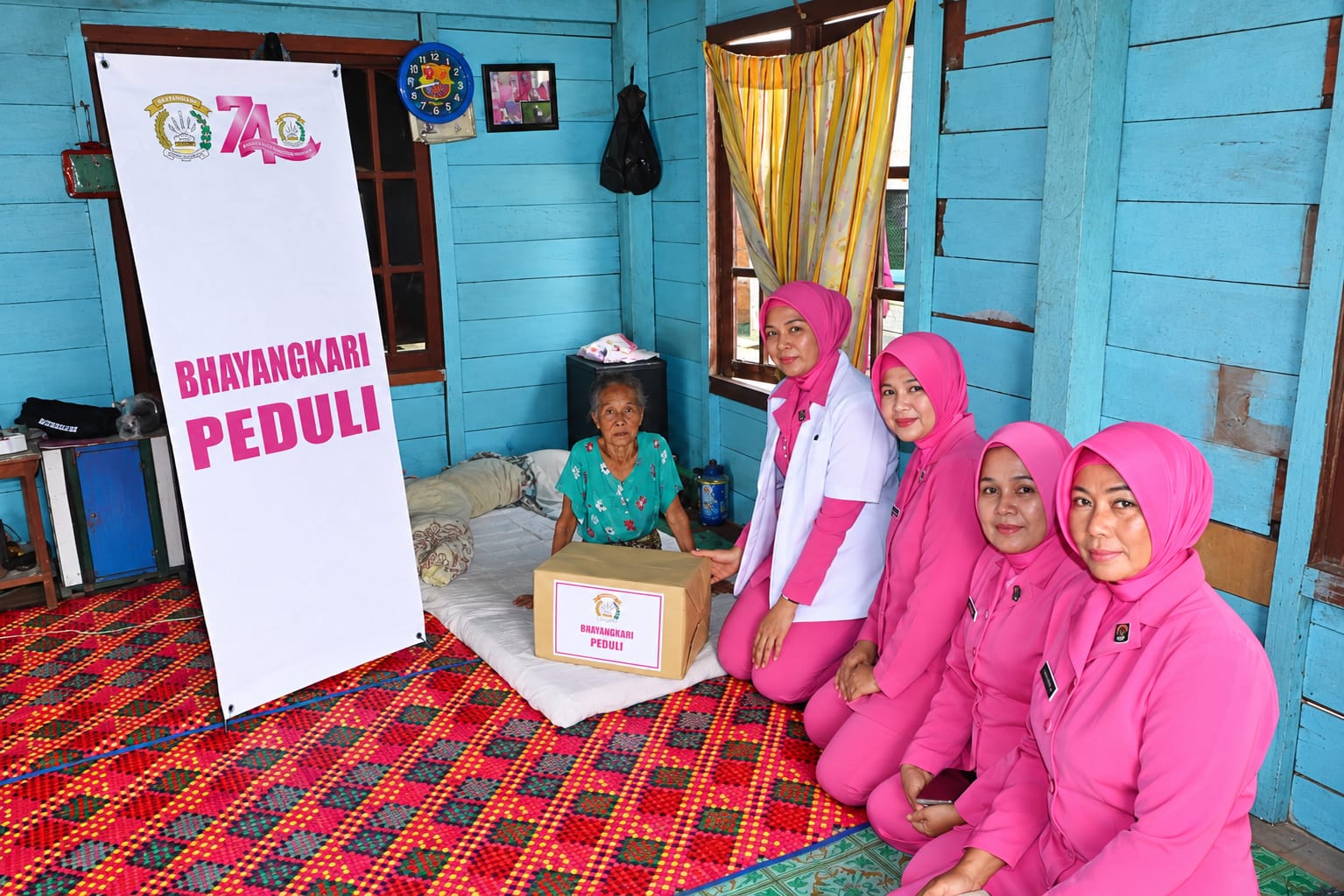 Bhayangkari Peduli, Sambangi Anak Penderita Hidrosefalus dan Lansia di Anambas