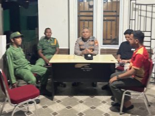 Jelang Pilkades Serentak, Polsek Siantan Hidupkan Satkamling dan Ajak Warga Jaga Persaudaraan
