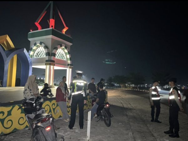 Pastikan Situasi Kondusif, Polres Kepulauan Anambas Sisir Aktivitas Malam Minggu